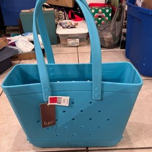 B o c beach tote bag 14 x 11